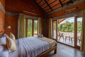 Dahlia, 1 BR Cottage with Pool by Roamhome